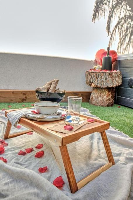 Suite Con Jacuzzi En La Montana. Catadau المظهر الخارجي الصورة
